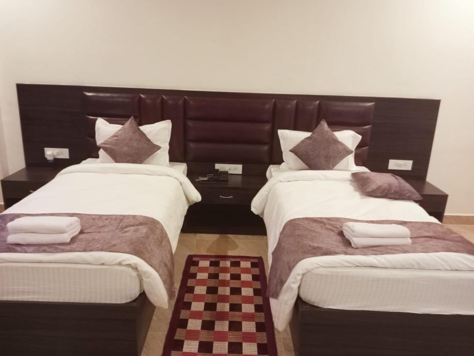 Hotel Leela Galaxy Kushinagar Экстерьер фото